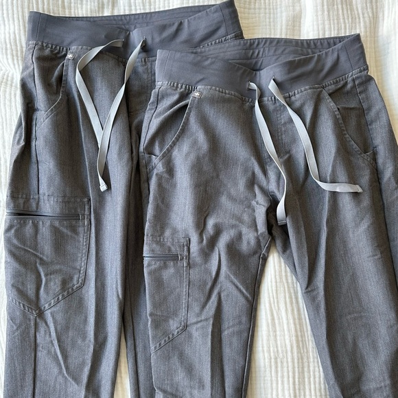 Figs Zamora Jogger scrub pants. Size XS tall. Graphite color - Picture 11 of 11